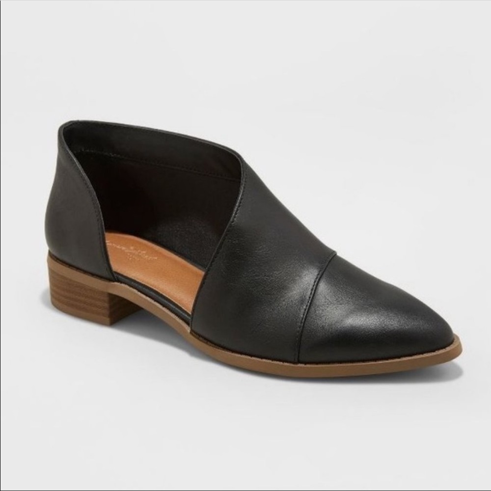 Universal Thread Wenda Cut Out Shoes